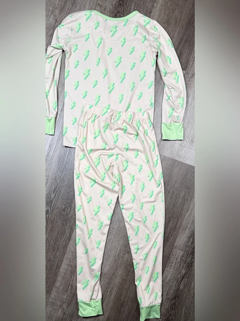 COZYS Kids Lightning Bolt Bamboo Pajama Set- 8/9 Year